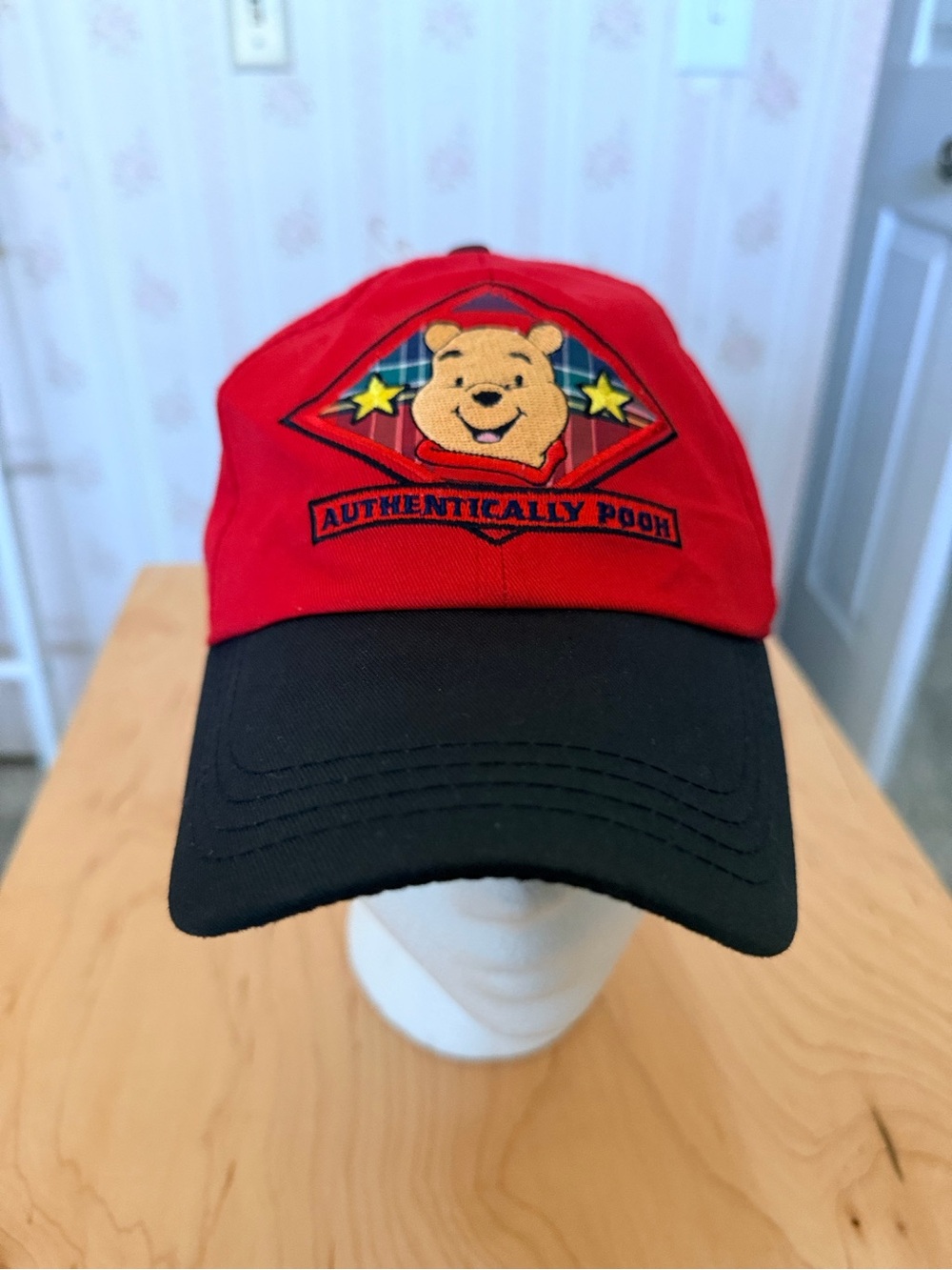 Pooh Disney Winnie the Pooh Vintage Authentically Pooh Re/Black Cap Adult